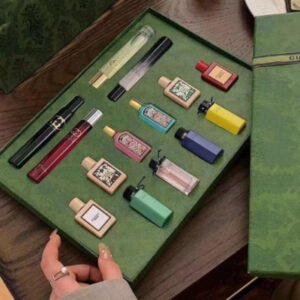 14 mini perfume set 14 mini perfume set